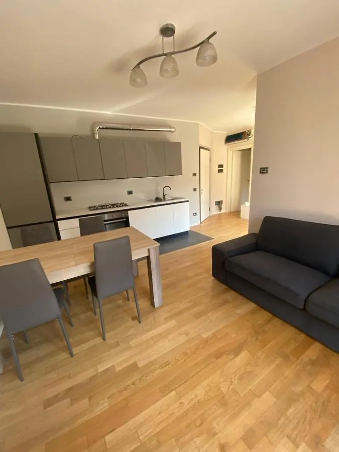 Bilocale Garden Apartment Pavia Italy